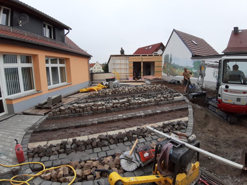 Platz des Friedens in Kleinbrembach