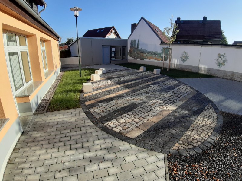 Platz des Friedens in Kleinbrembach