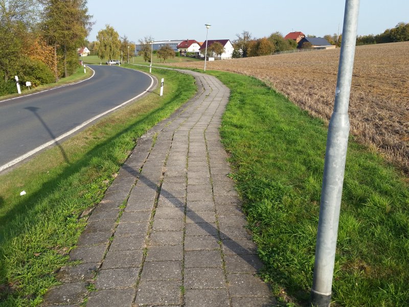 Rad- und Gehweg Obertrebra