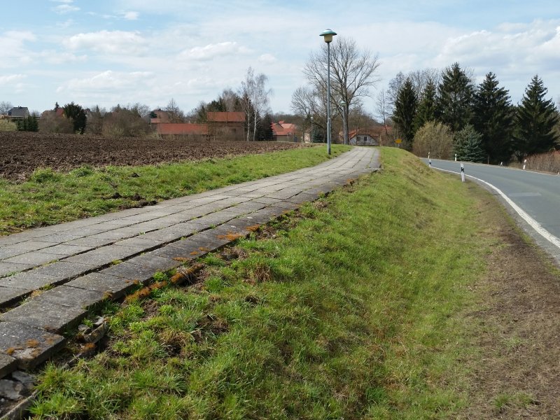 Rad- und Gehweg Obertrebra